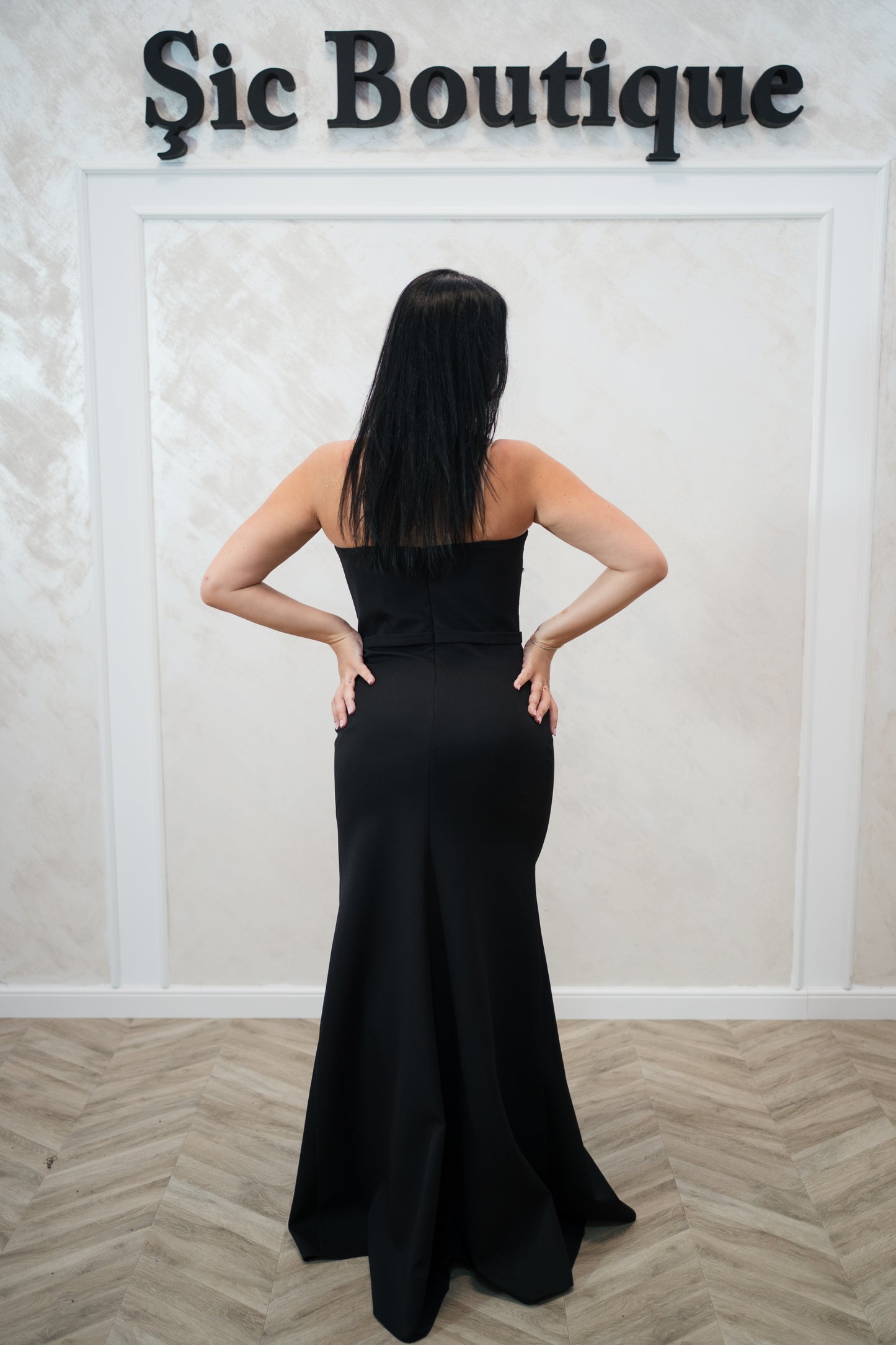 Rochie de seara Alis Black – Eleganta clasica cu corset dublu și detalii din cristale
