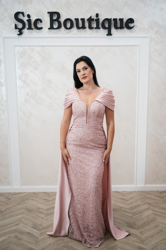 Rochia Beatrice – Rochie Eleganta Lunga din Dantela , Croi Sirena cu Trena și Umeri acoperiți