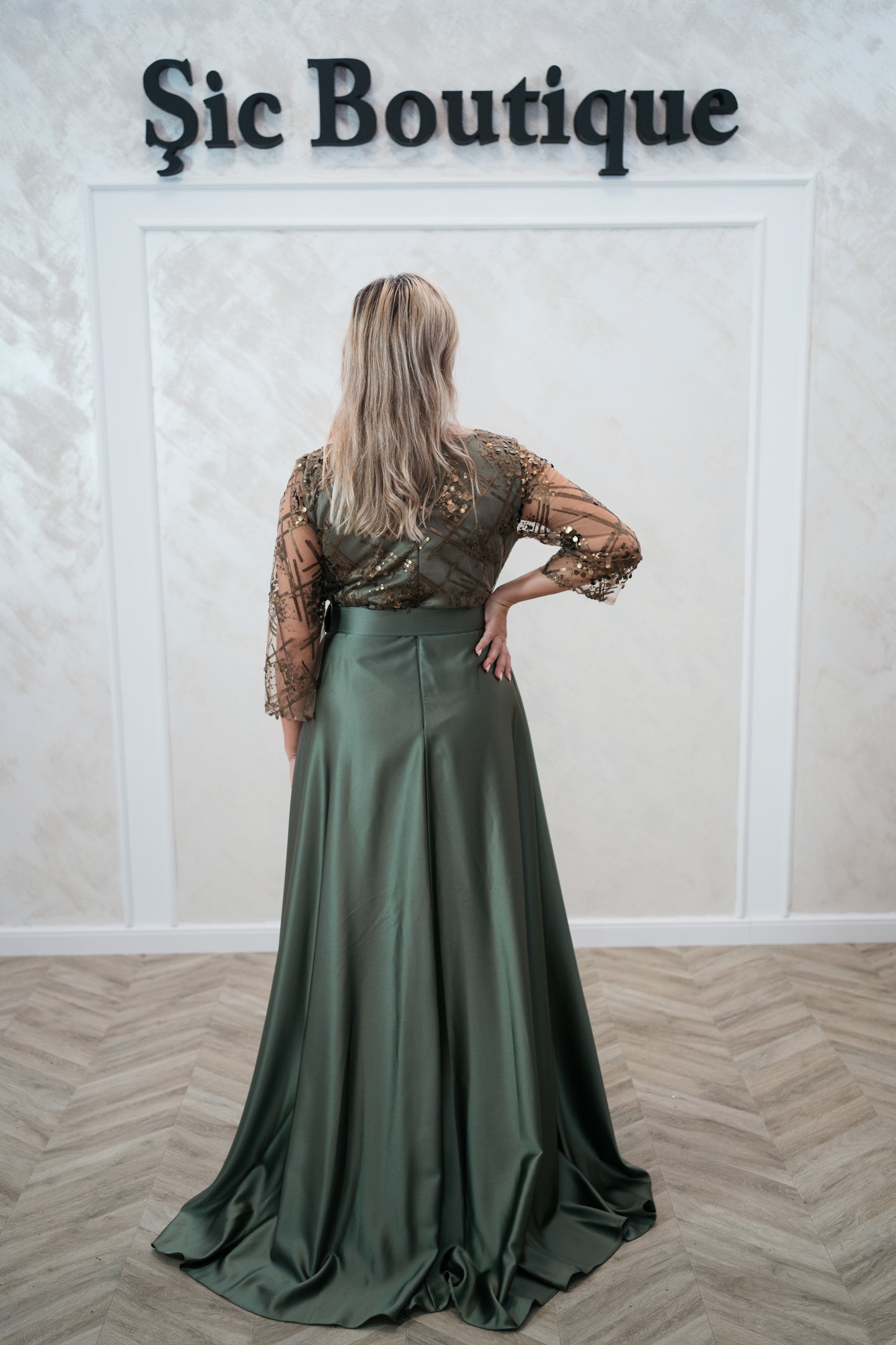 Rochia Venice – Rochie Lunga de Seara din Tafta Subtire, cu Dantela și Curea în Talie