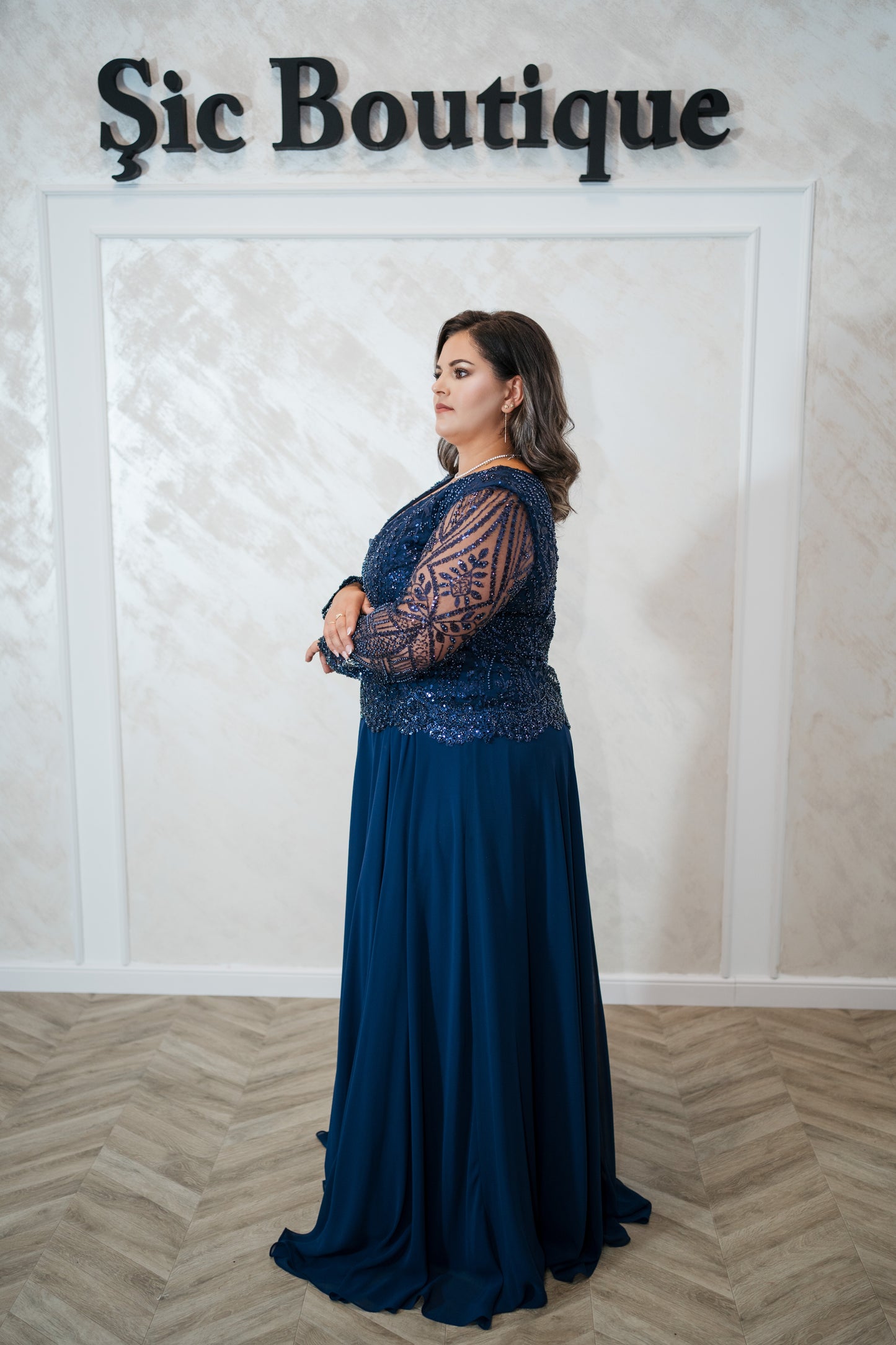 Rochia Elvira – Rochie de seara din voal și dantela cu perluțe, eleganta și rafinata