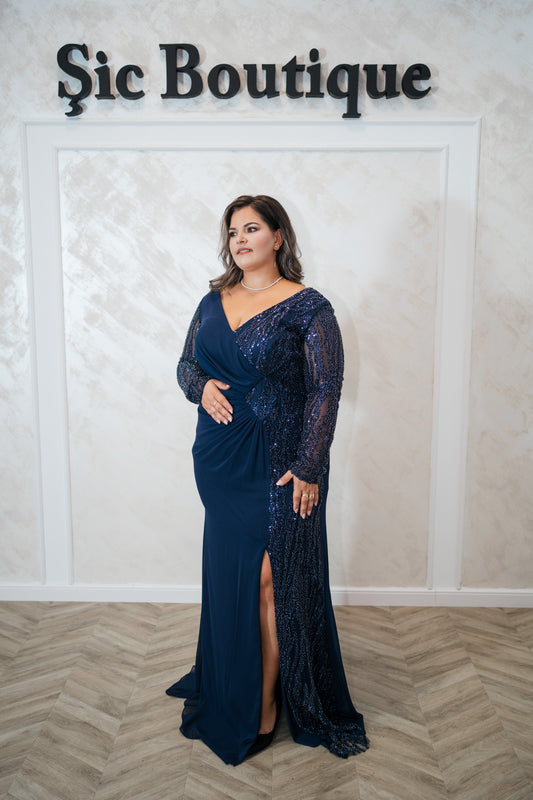 Rochia Julie – Rochie de seara din triplu voal și dantela, cu șliț pe picior