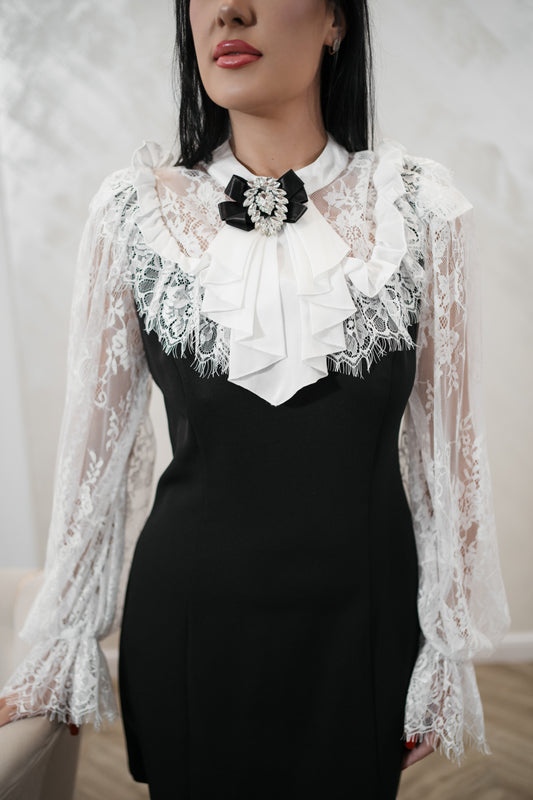 Rochia Venetia – Rochie Scurta Eleganta cu Dantela