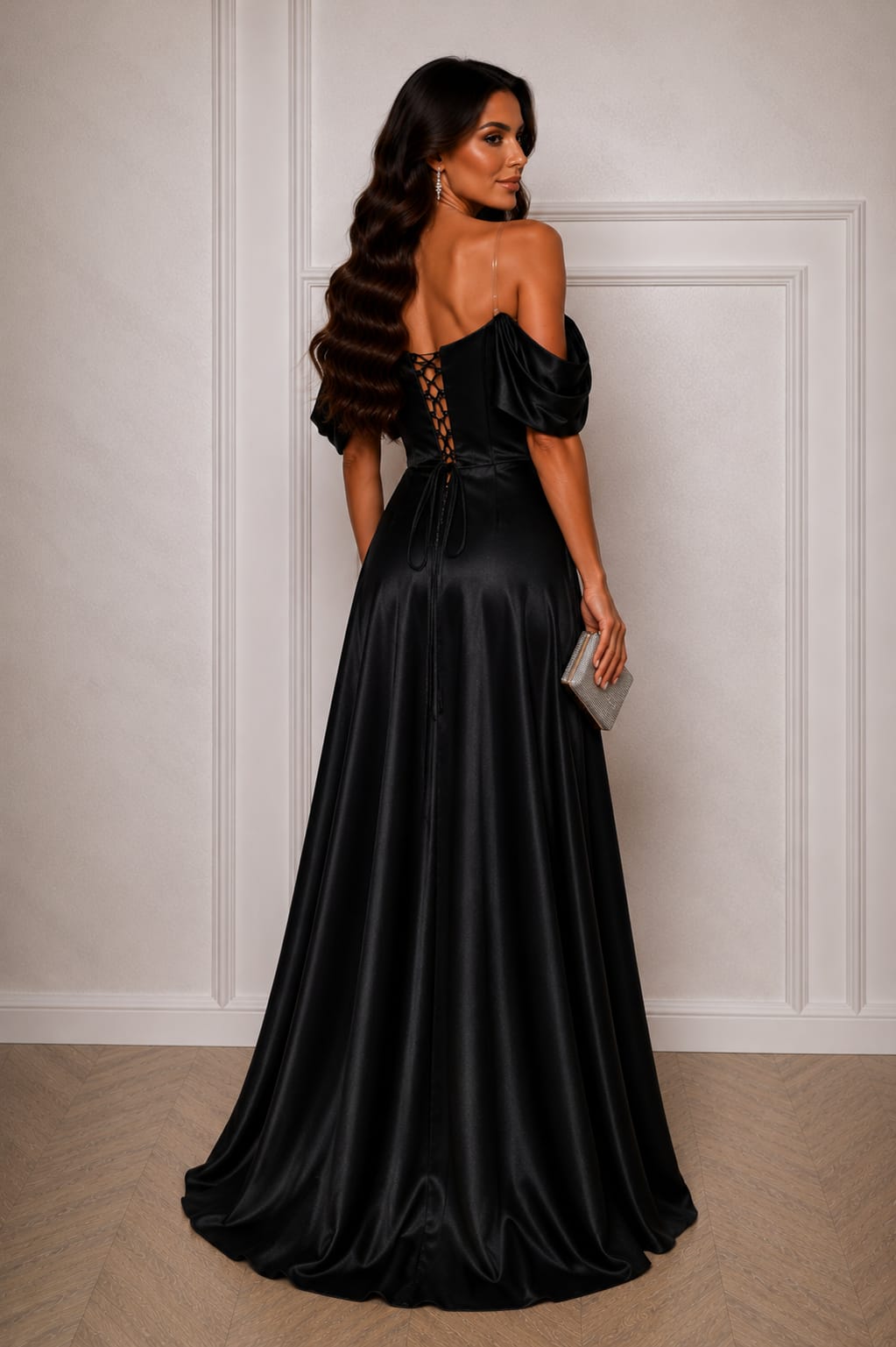 Rochia Bonita – Rochie neagra lunga din satin luxury pentru evenimente speciale