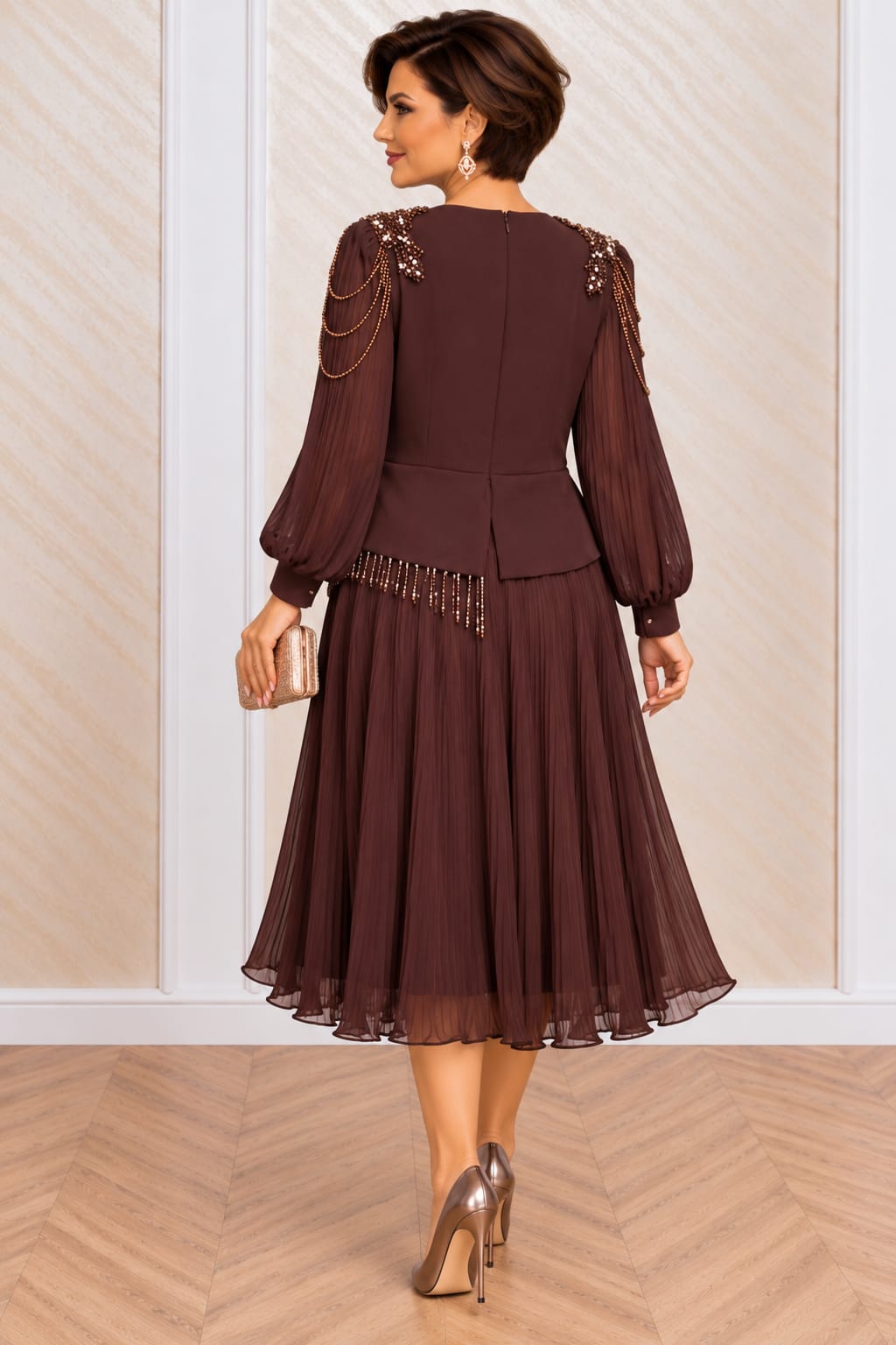 Rochia Omega -Rochie nuanta ciocolatie din stofa si voal plisat cu perle