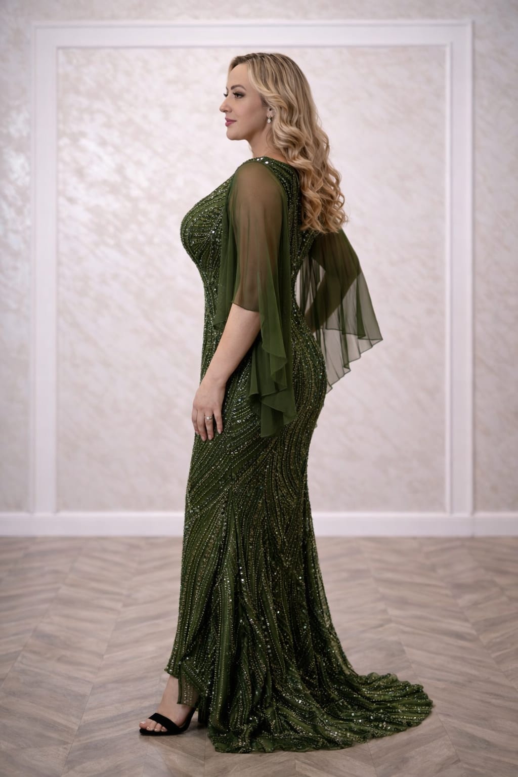 Rochia Salix – Rochie eleganta de seara din material perlat, cu maneci din voal