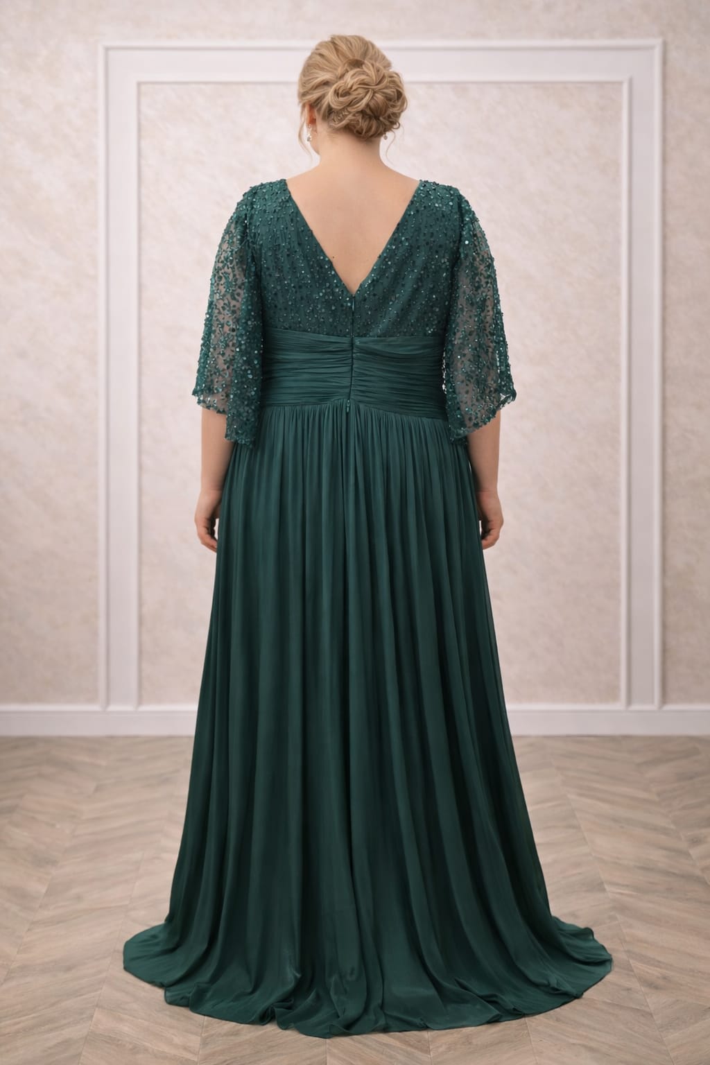 Rochia Belabona – Rochie eleganta lunga verde smarald plus size cu drapaje