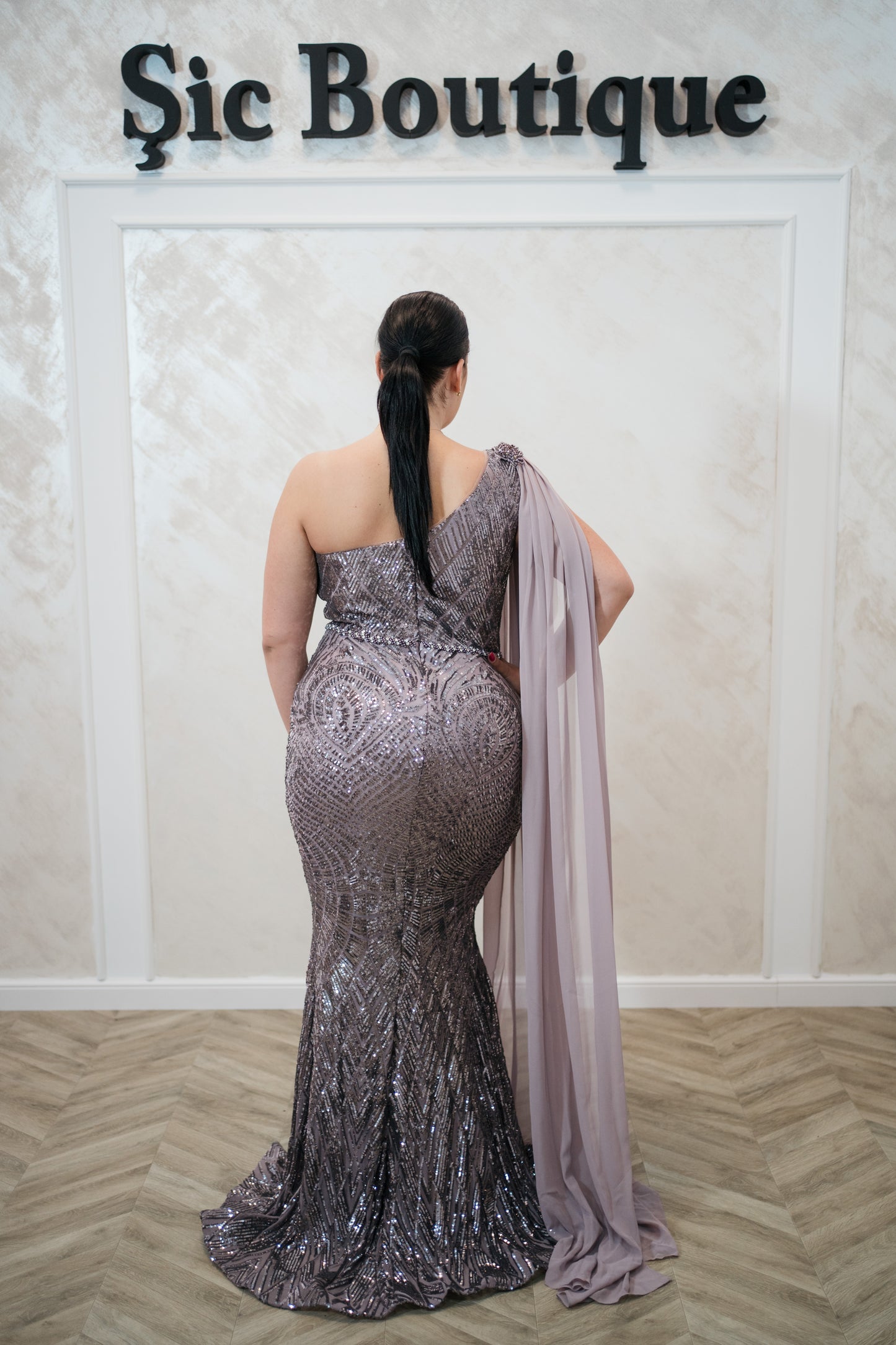 Rochia Anne- rochie lungăde ocazie cu paete