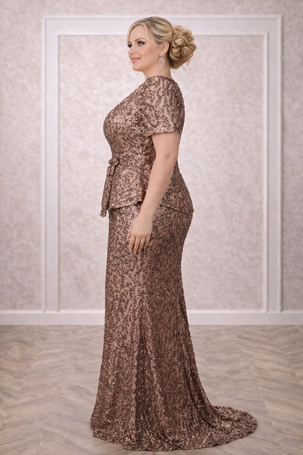 Rochia Goldi – Rochie eleganta aurie din paiete, croi sirena, pentru siluete voluptuoase