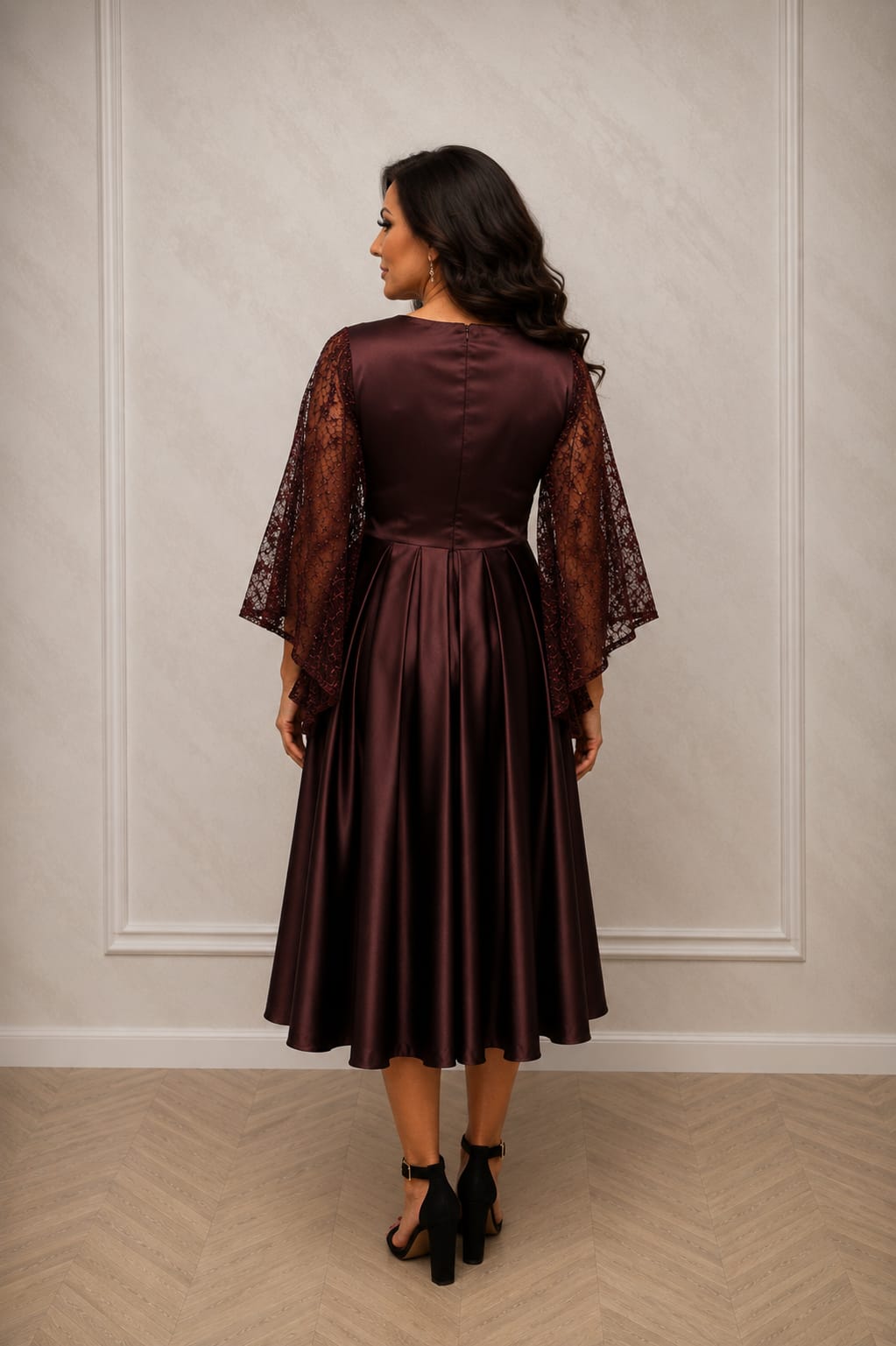 Rochia Male midi - Rochie lungime midi din satin si maneci din dantela