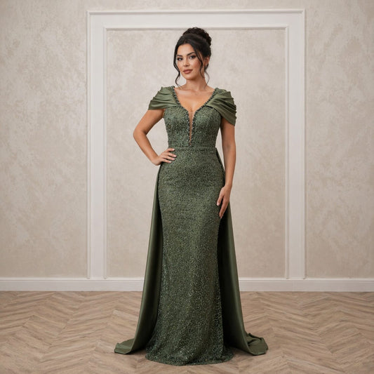 Rochia Beatrice - Rochie eleganta lunga din dantela, croi sirena cu trena si brate acoperite