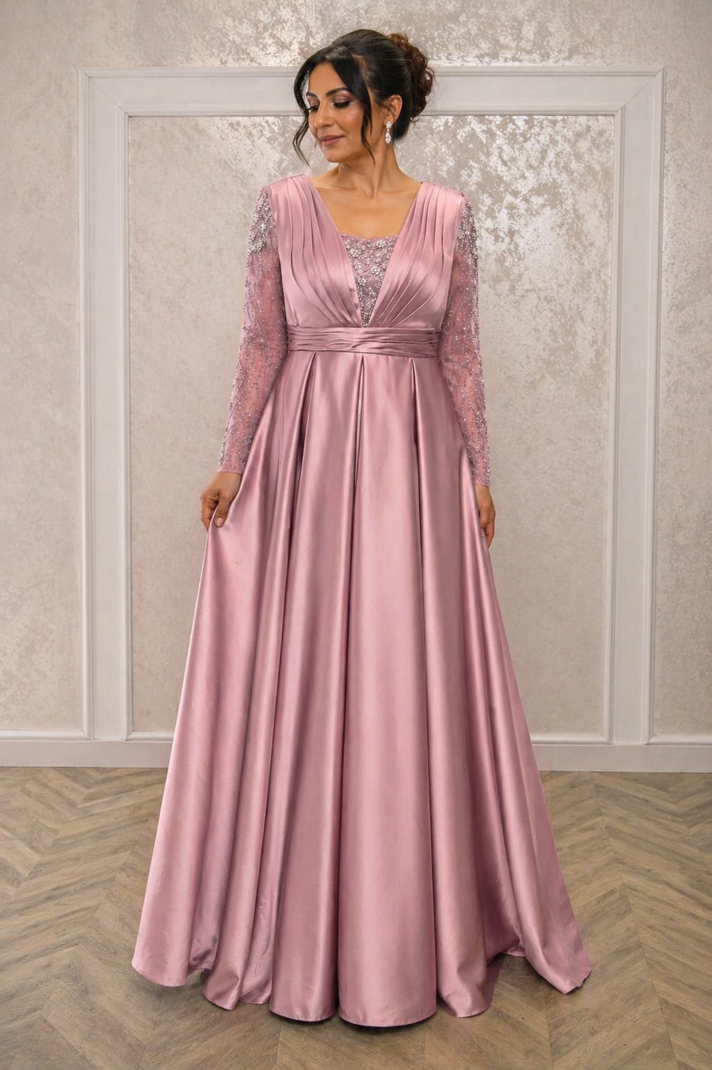 Rochie Madona eleganta din satin – turcoaz sau roz pudrat, maneci transparente cu cristale