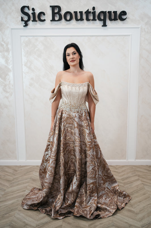 Rochia Isadora – Rochie Lunga Eleganta din Brocart cu Pietre Strălucitoare, Ediție Limitata