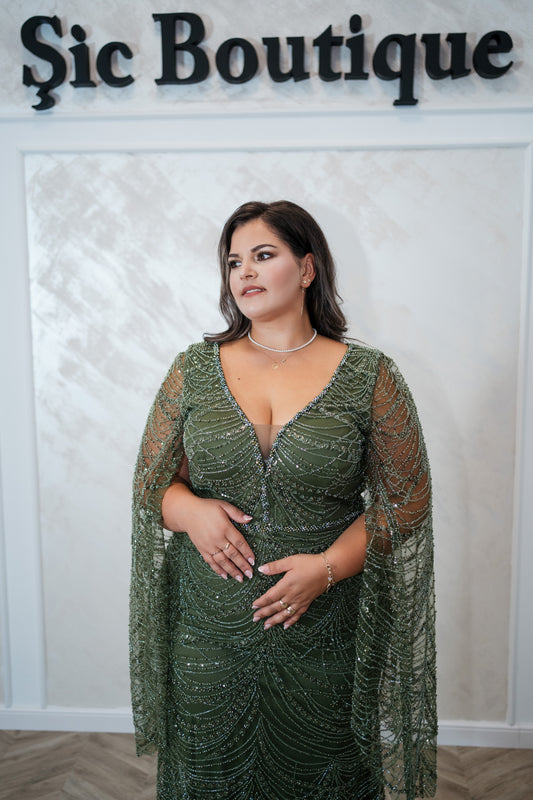 Rochia Alyna – Rochie de seara lunga din dantela, cu mâneci largi evazate