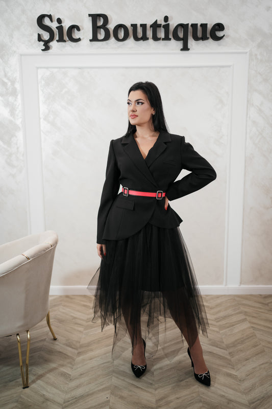 Compleul Doreen – Set Elegant cu Sacou și Fusta din Tulle