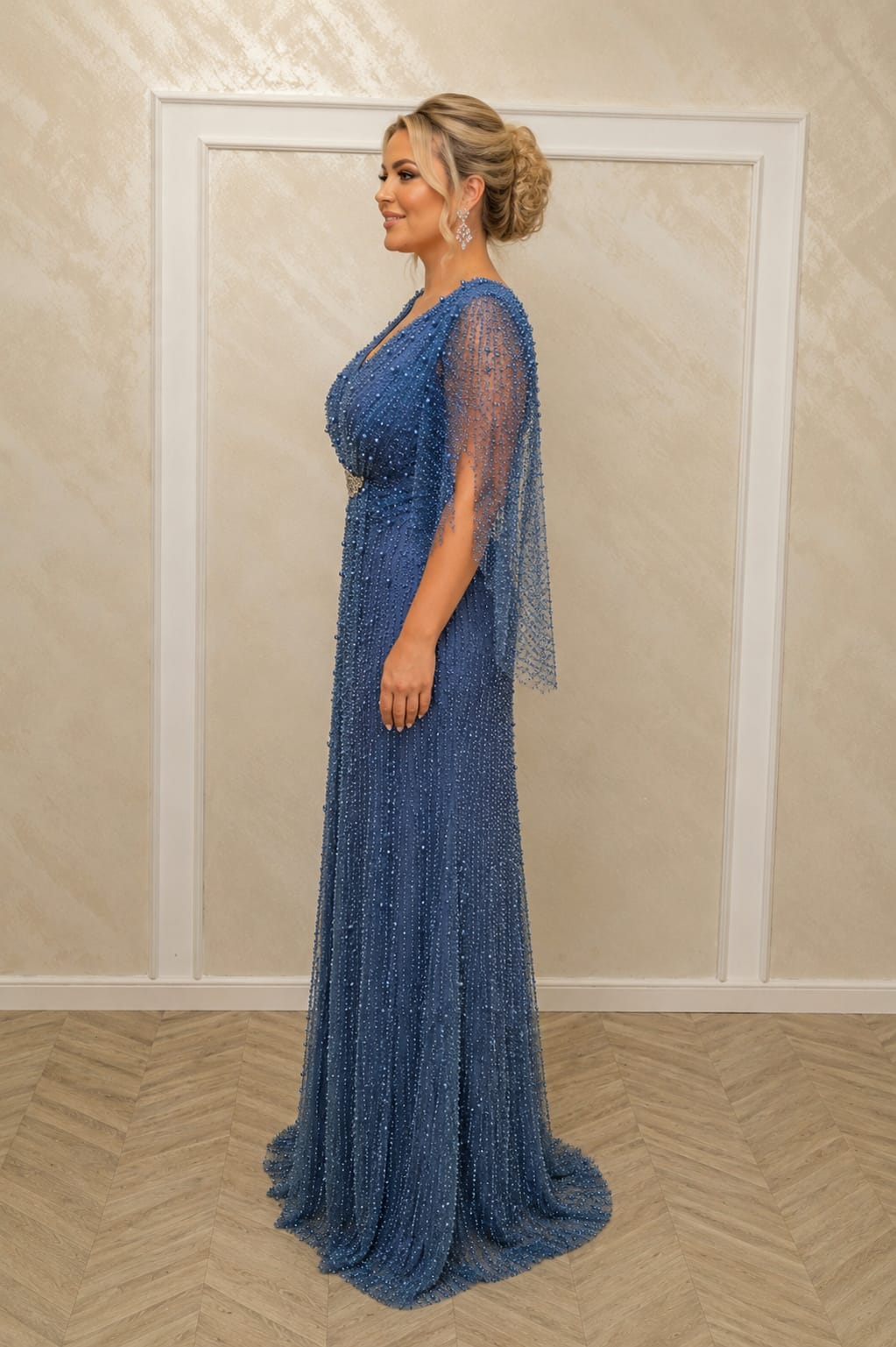 Rochia Favana  New– Rochie lunga luxurianta cu perle disponibila in doua culori pentru masuri plus size