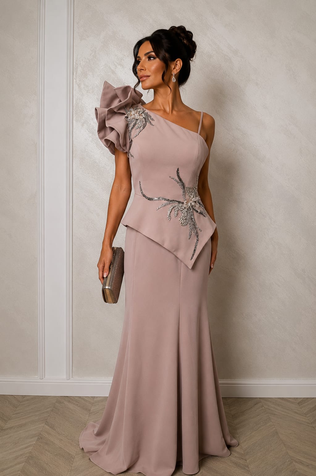 Rochia Celeste – rochie lungă elegantă cu design asimetric, aplicații premium și detalii couture