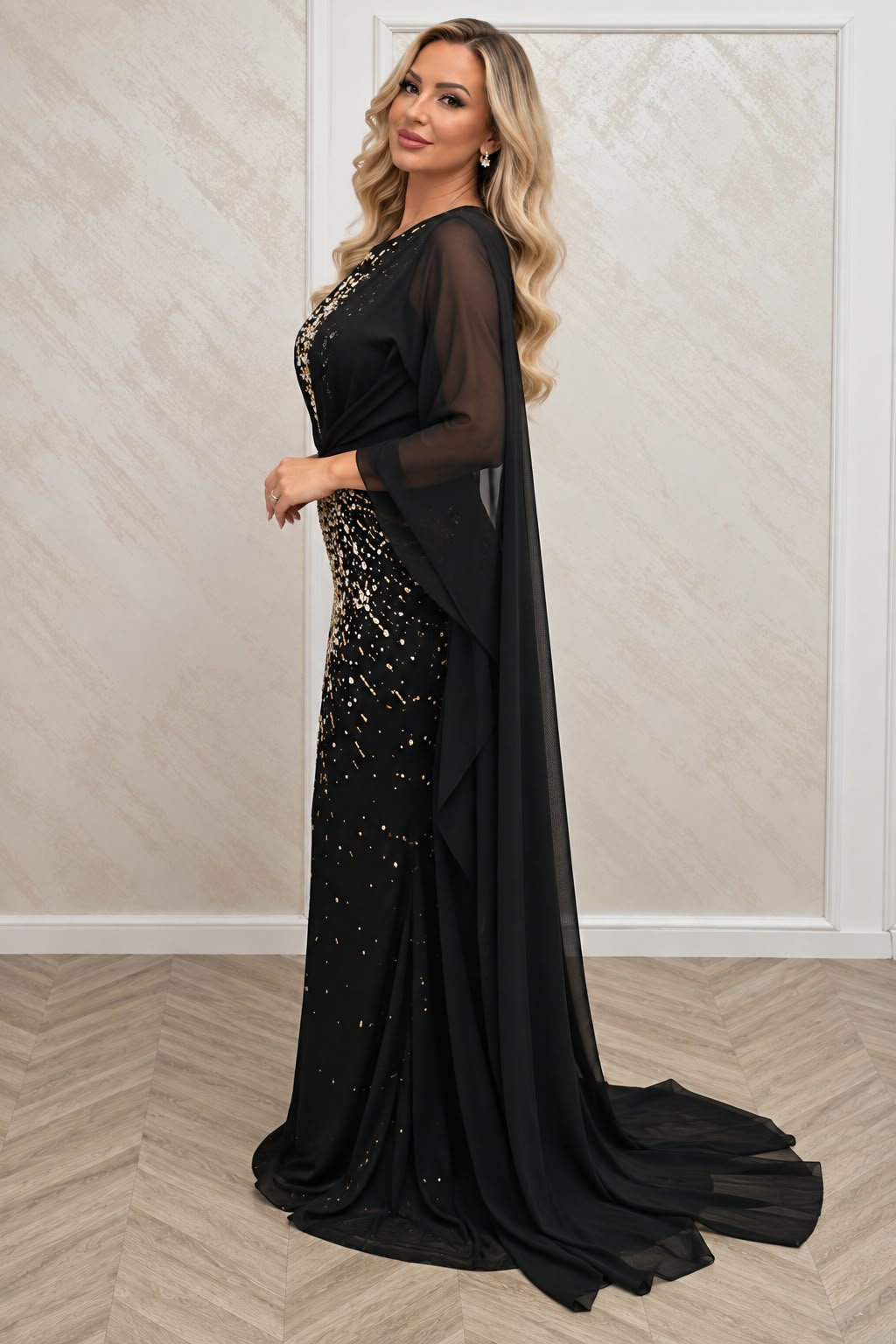 Rochie Adriana neagra lunga cu cristale aurii – eleganta pentru nasa si soacra