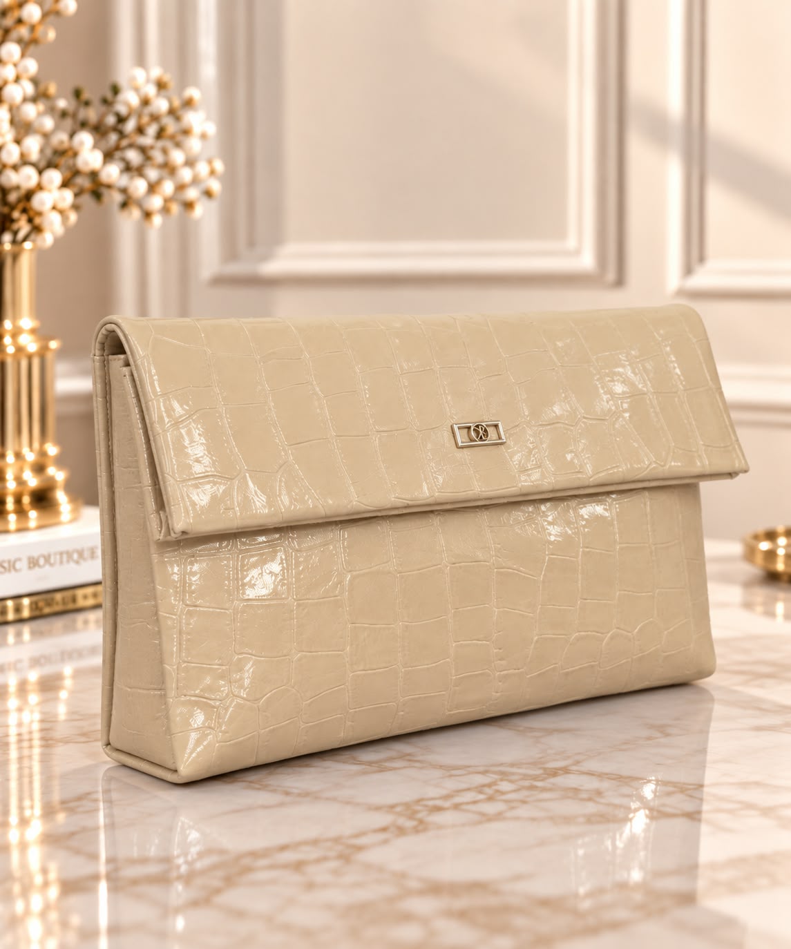 Clutch elegant cu textura crocodil