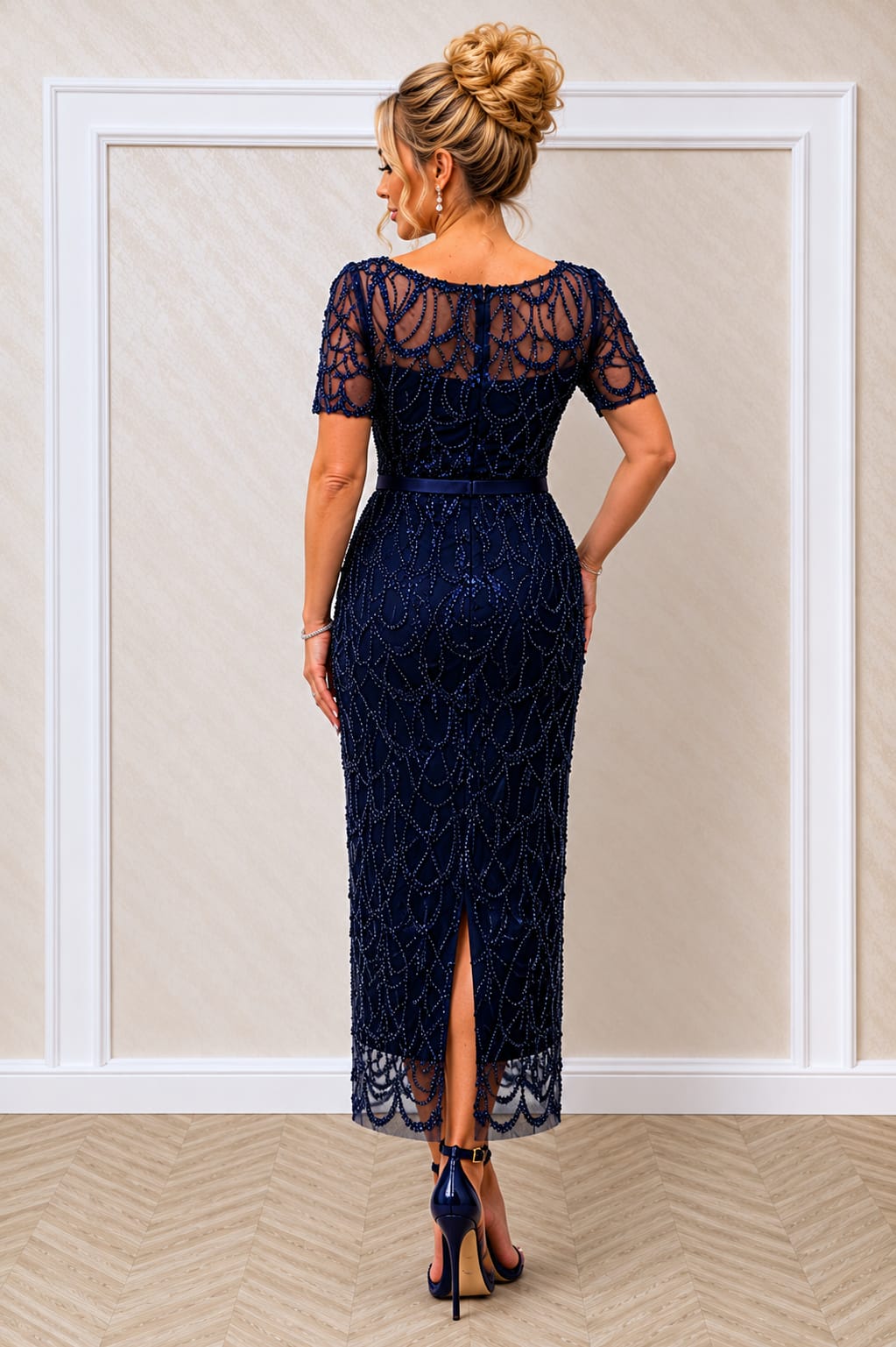 Rochie Diandra Bleumarin - cu broderie din perle si design luxury pentru evenimente speciale