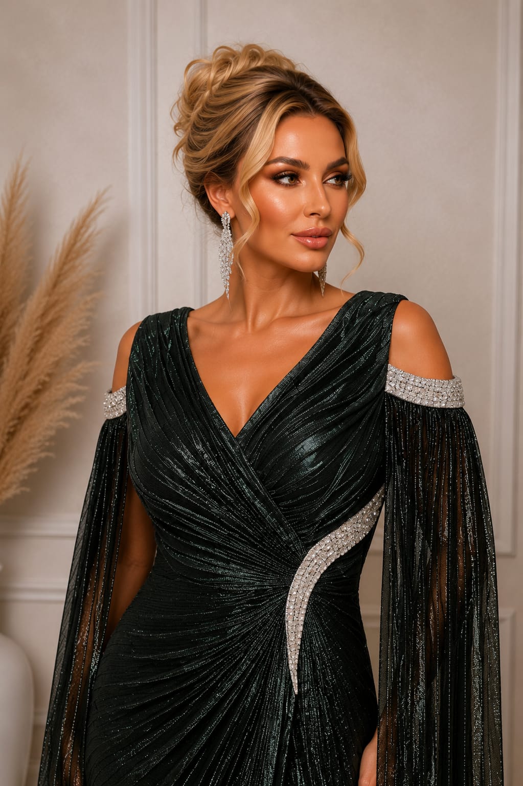 Rochia Vola – Rochie de seara eleganta care subliniaza silueta disponibila in mai nuante metalizate