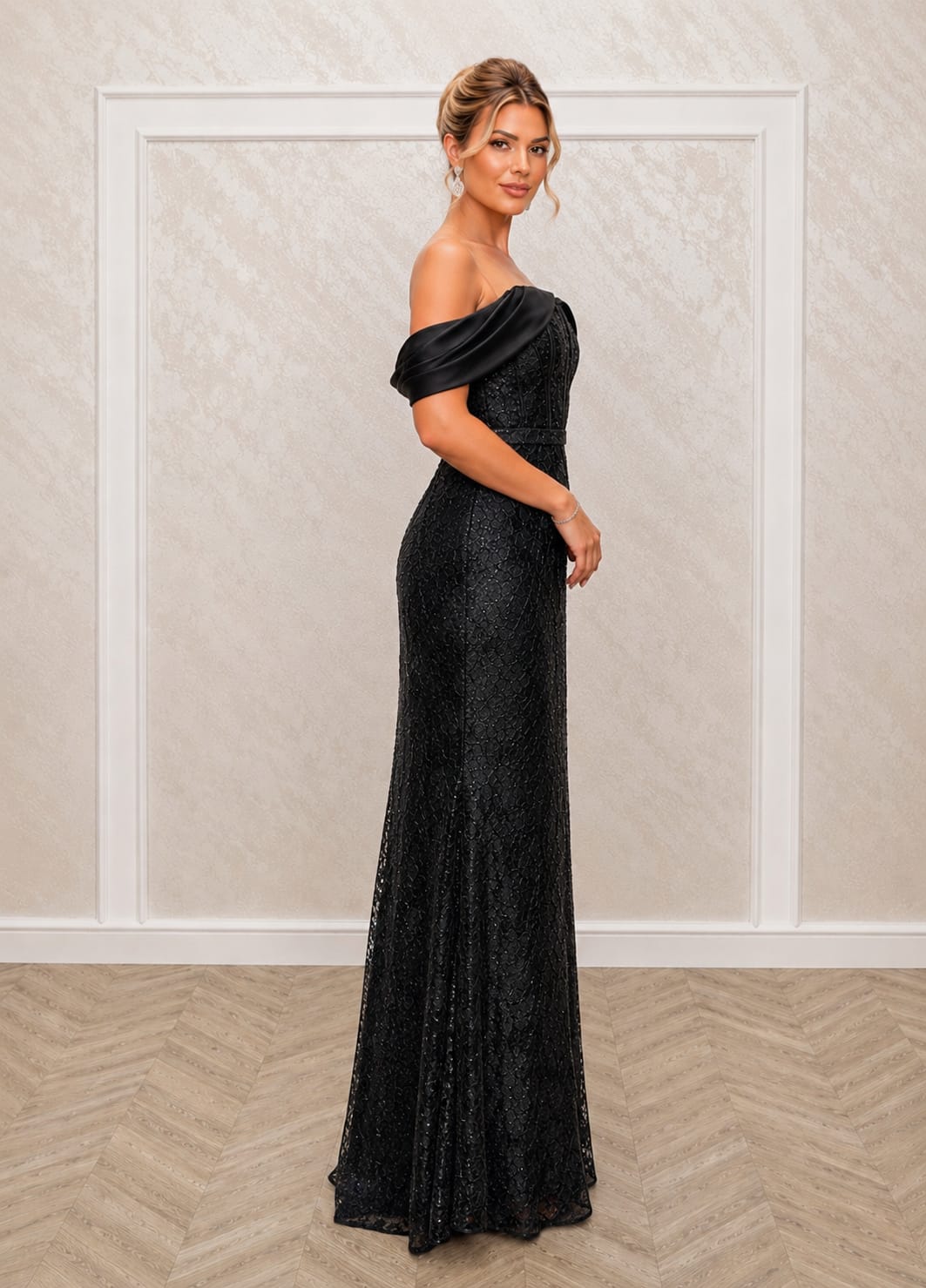 Rochia  Eveline – Rochie din dantela Chantilly cu corset reglabil disponibila in 2 nuante