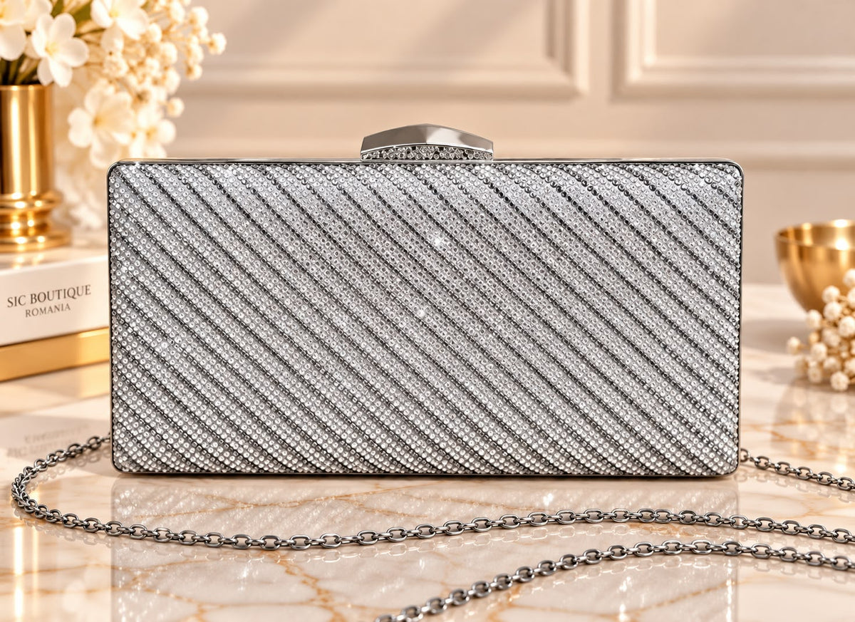 Geanta Clutch argintie cu strasuri