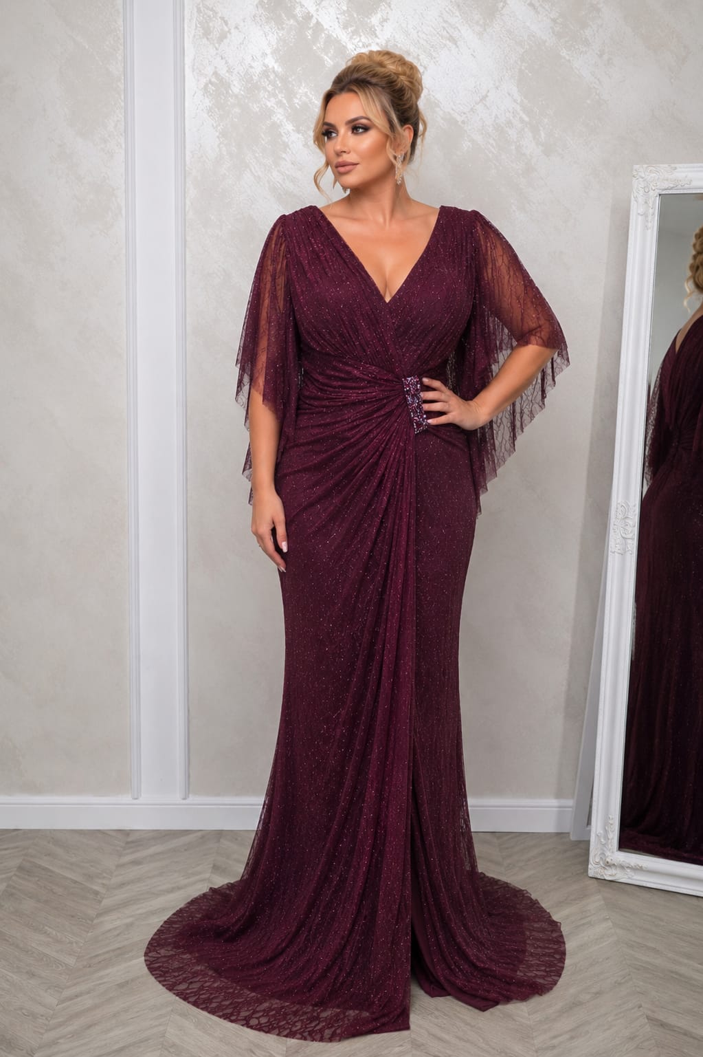 Rochia Lana – Rochie eleganta lunga  din dantela Chantilly plus size, croi sirena disponibila in mai multe nuante