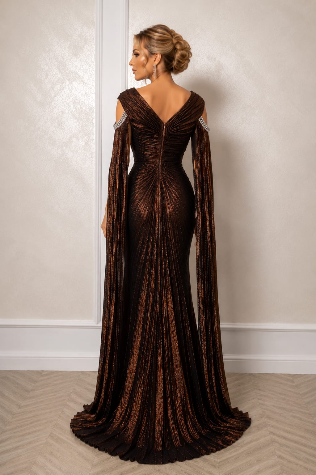 Rochia Vola – Rochie de seara eleganta care subliniaza silueta disponibila in mai nuante metalizate