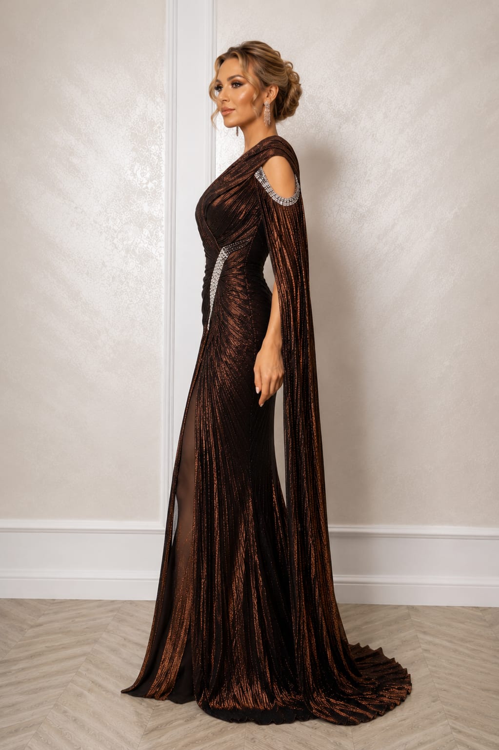 Rochia Vola – Rochie de seara eleganta care subliniaza silueta disponibila in mai nuante metalizate