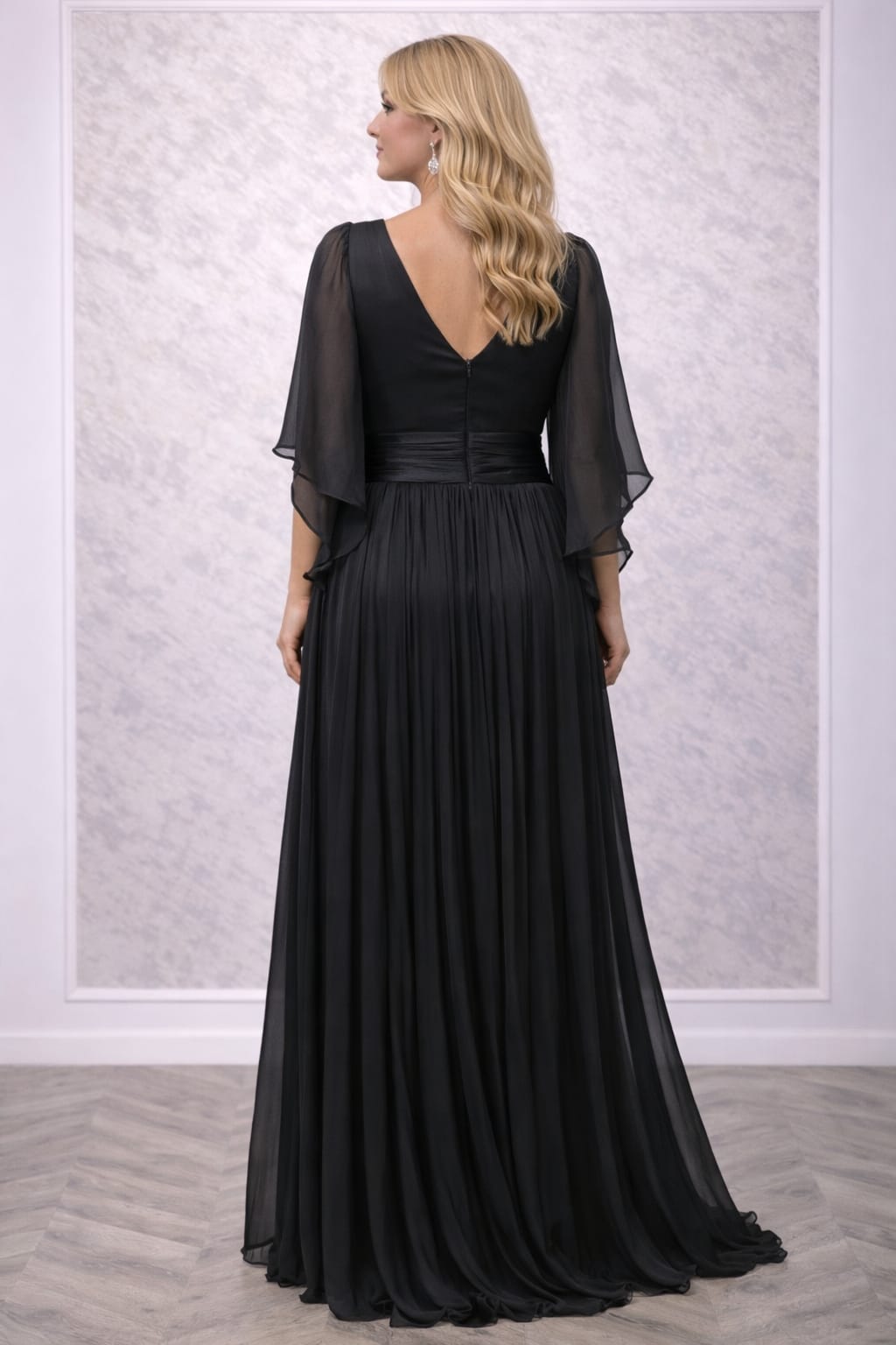Rochia Aria - Rochie eleganta lunga din matase artificiala neagra cu slit pe picior