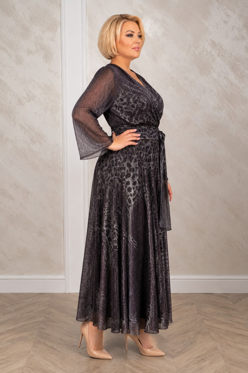 Rochia Coral - Rochie midi-maxi eleganta din voal cu fir de lame