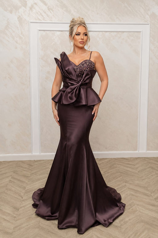 Rochia Riane – rochie deosebita tip sirena cu corset asimetric din tafta premium