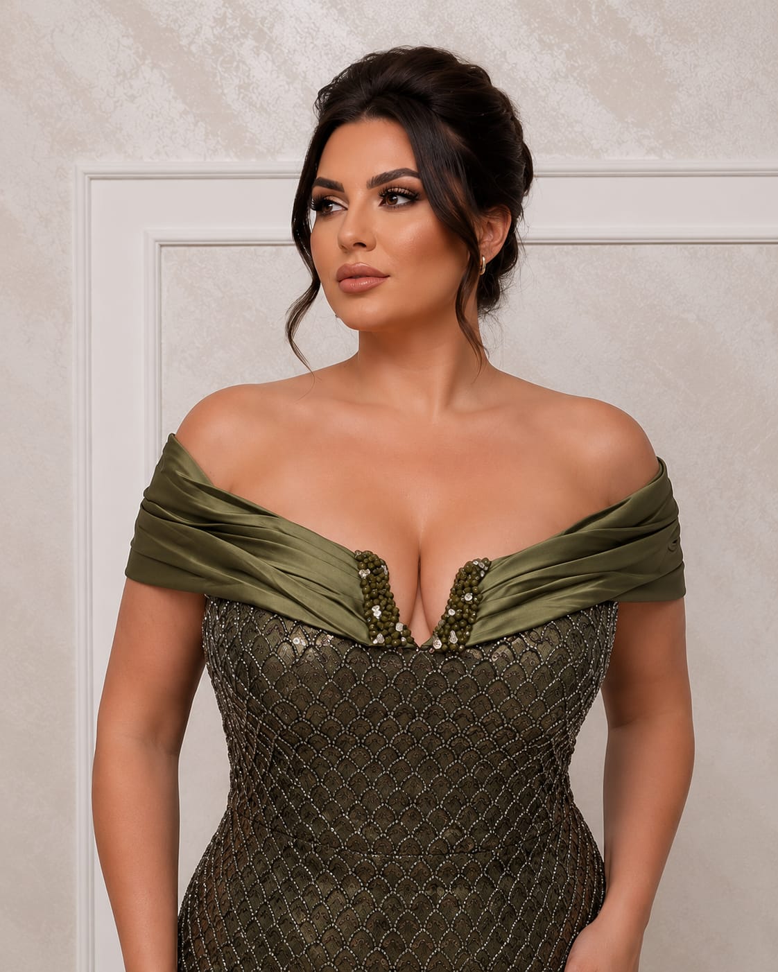 Rochia Zeila - rochie din dantela cu perle si bretele off the shoulder corset reglabil