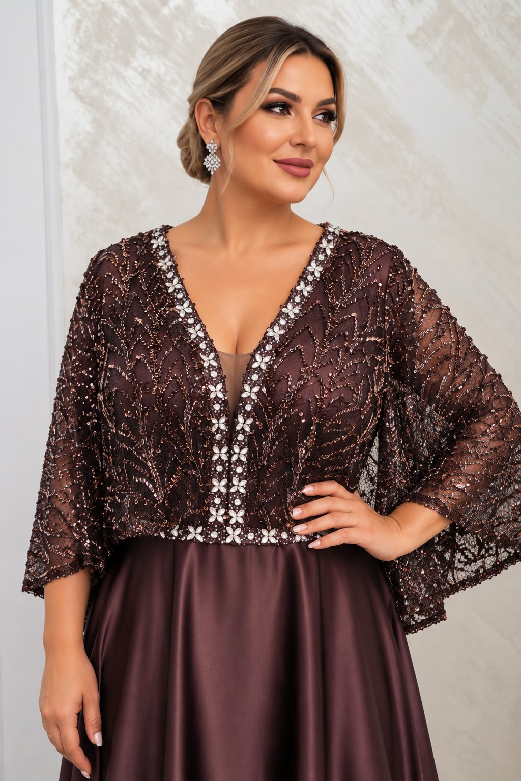 Rochia Denize Rochie lunga din satin cu dantela paietata si maneci tip capa