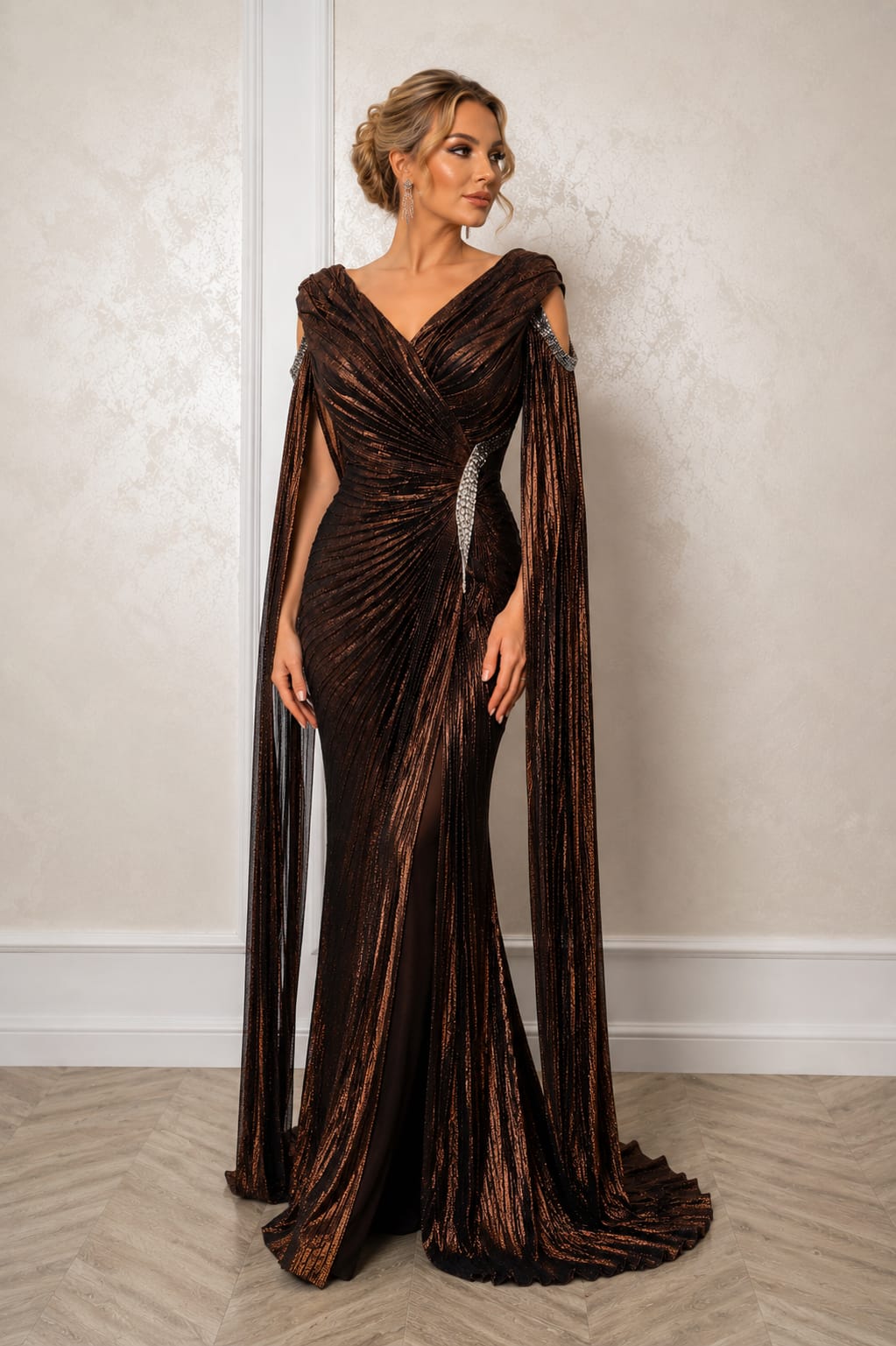 Rochia Vola – Rochie de seara eleganta care subliniaza silueta disponibila in mai nuante metalizate