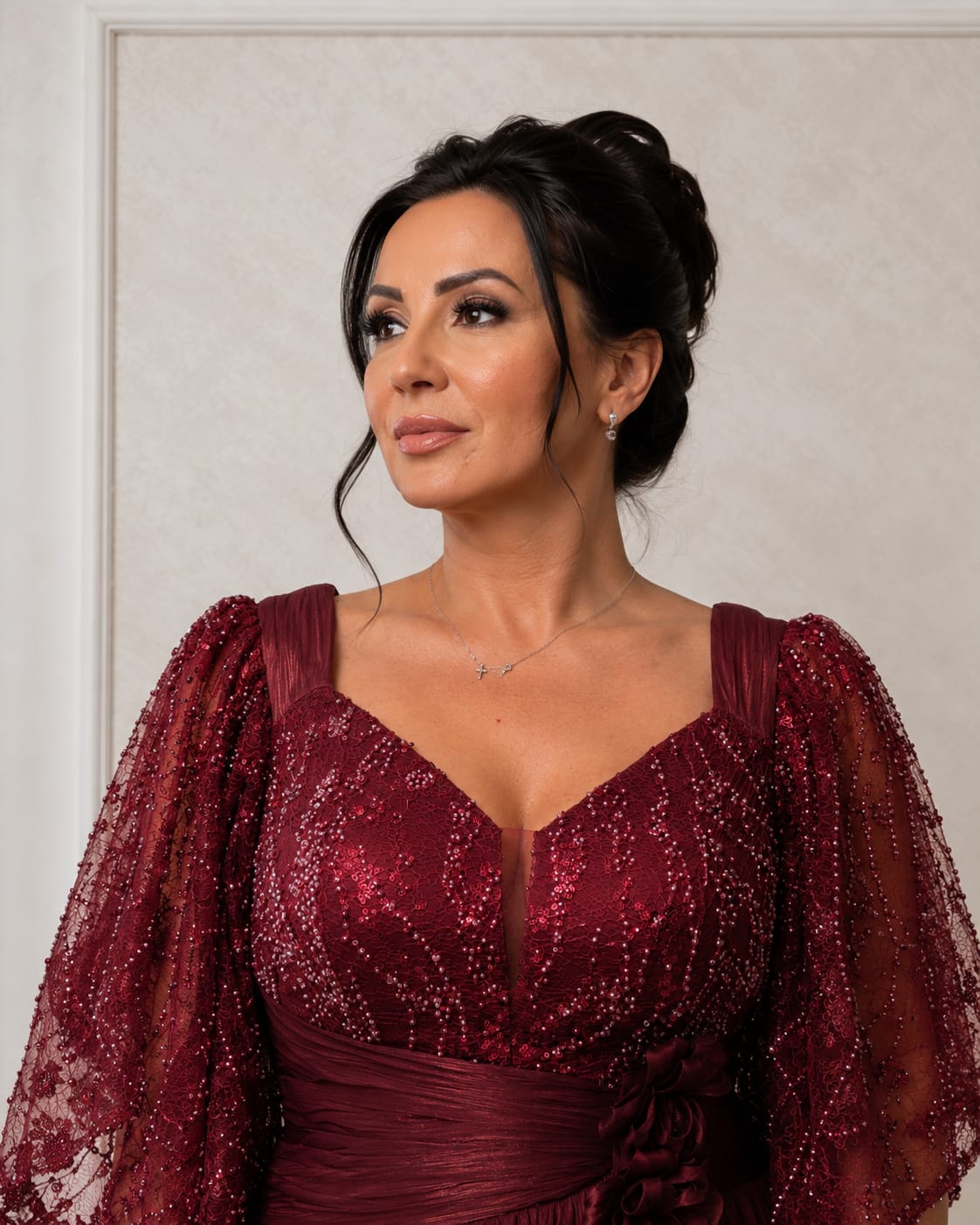 Rochie Elegantă Nuance – Rochie din matase arificiala si dantela cu maneci supradimensionate dar vaporoase. Ediție Limitata