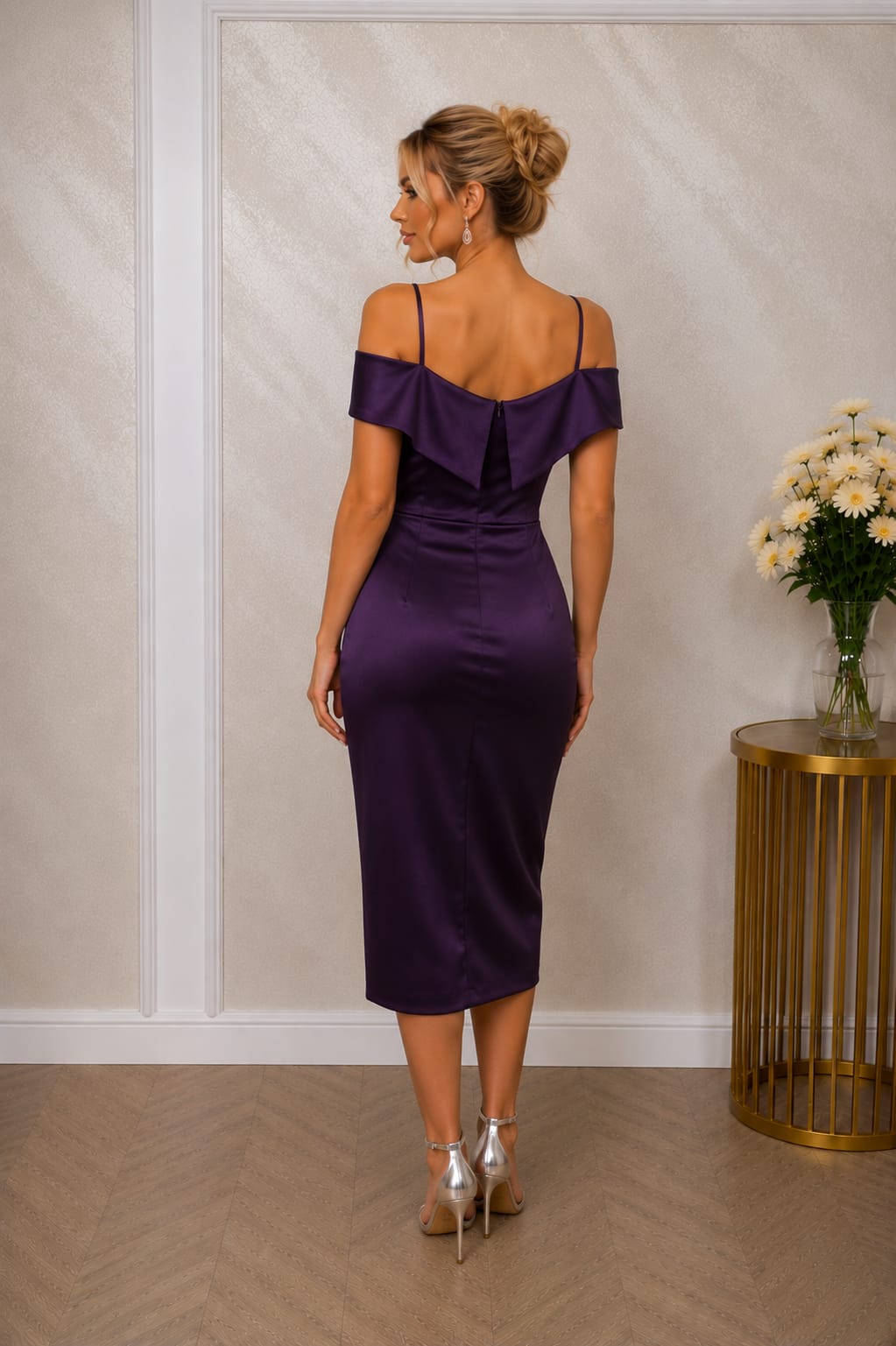 Rochia Joy – Rochie scurta din satin potrivita pentru evenimente