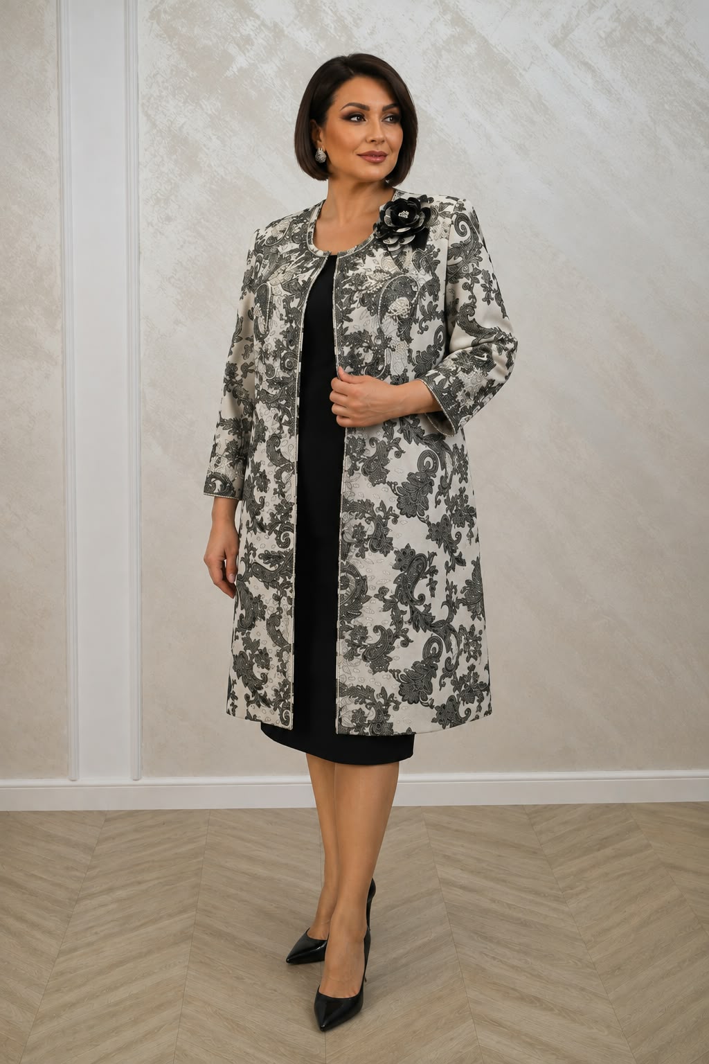 Compleu dama elegant pentru nunta