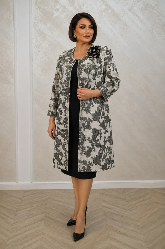 Compleu dama elegant pentru nunta