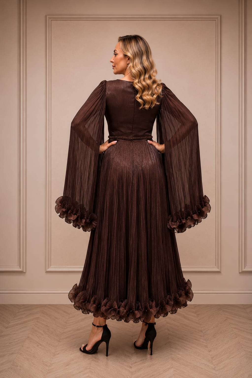 Rochia Selecta - Rochie eleganta in nuante de Fuxia , Turcoaz sau Ciocolatiu din matase artificiala cu maneci vaporoase