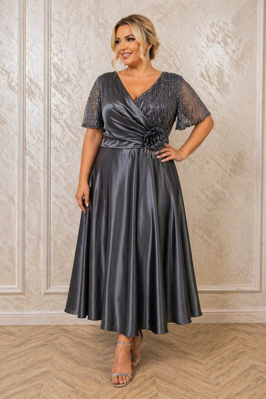 Rochia Almona – Rochie eleganta midi pentru marimi mari, rafinata si feminina