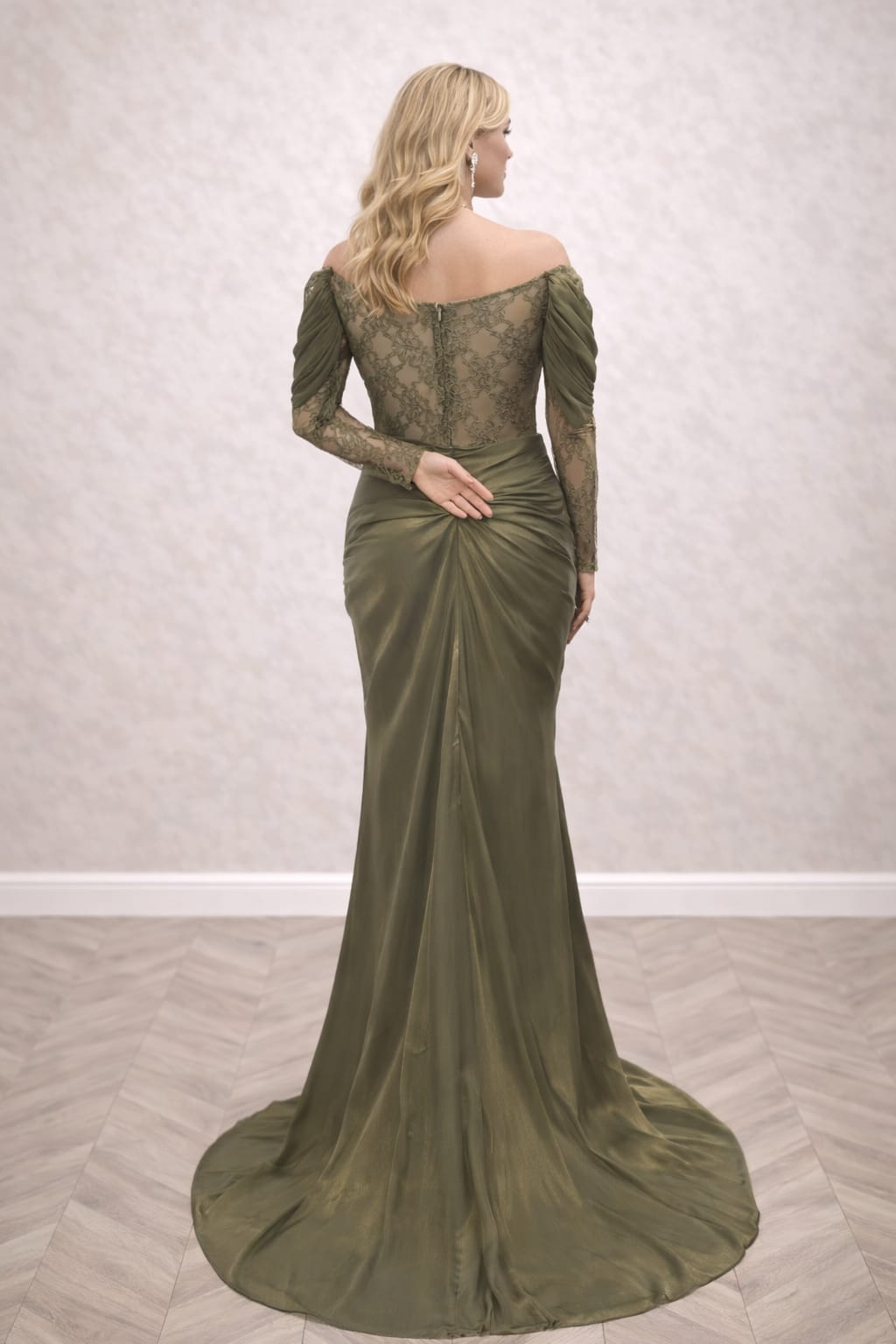 Rochia Patricia negru sau verde oliv – Rochie eleganta din satin cu dantela si drapaje sofisticate