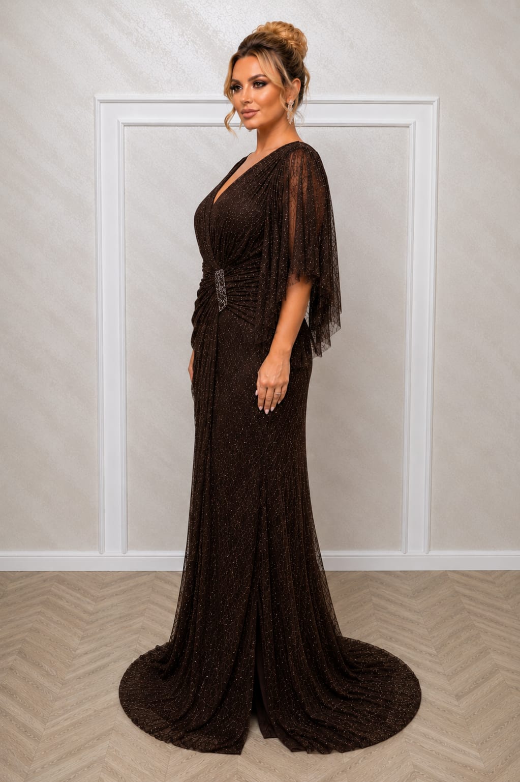 Rochia Lana – Rochie eleganta lunga  din dantela Chantilly plus size, croi sirena disponibila in mai multe nuante
