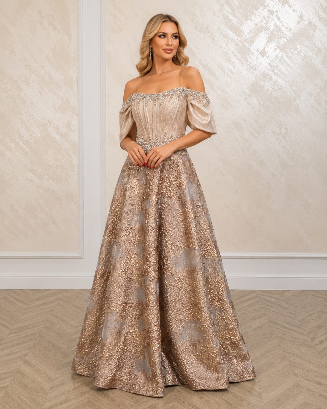 Rochia Boho Sic -Rochie de seara lunga Champagne Gold cu umeri goi si aplicatii din cristale
