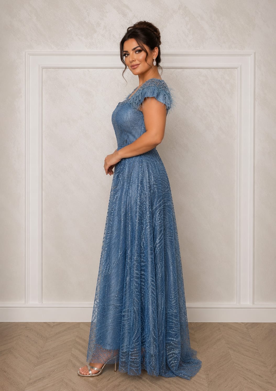 Rochia Viva – Rochie lunga eleganta albastru prafuit cu aplicatii stralucitoare si corset reglabil