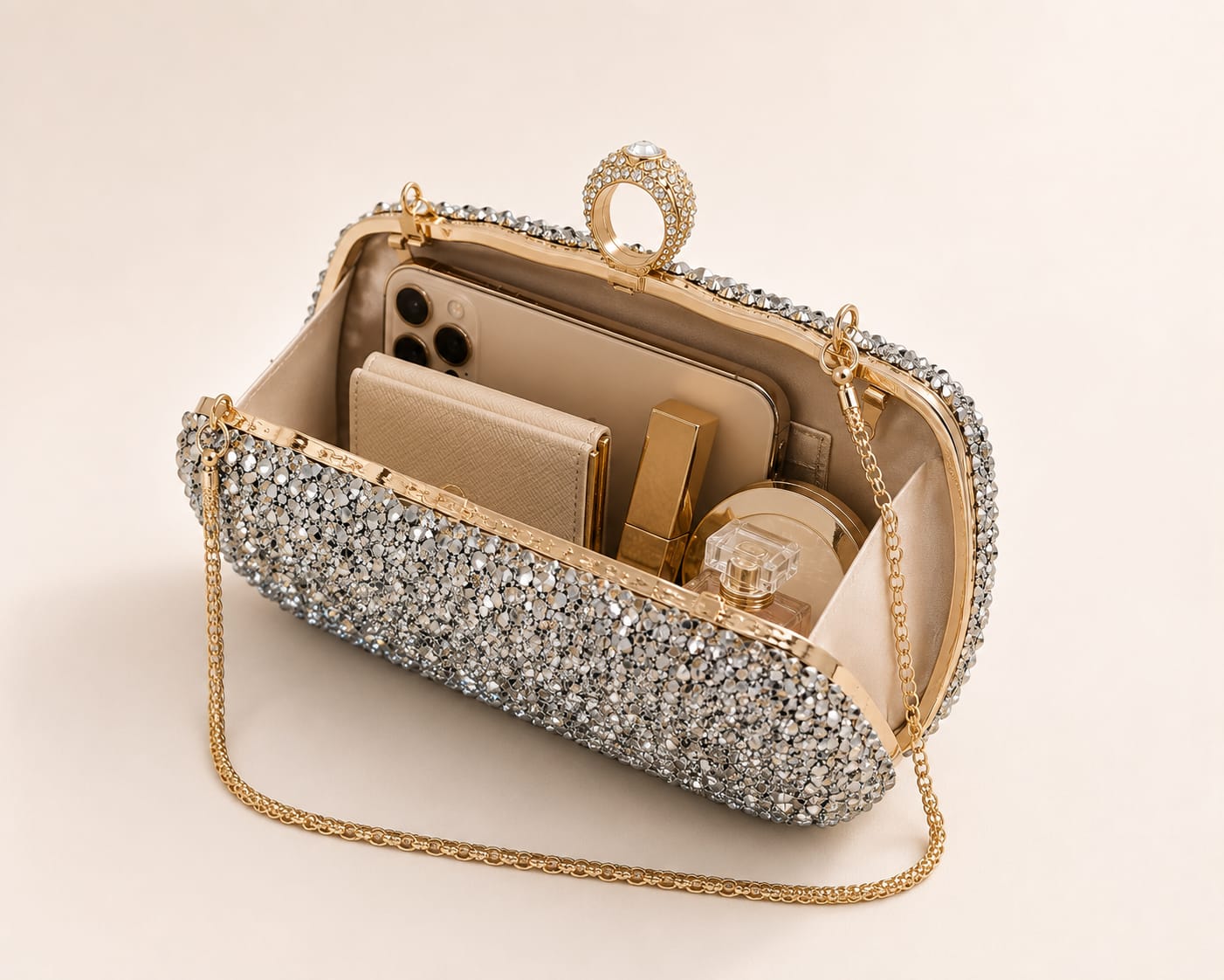 Clutch argintiu cu cristale si accesorii aurii – Poseta Eleganta de ocazie
