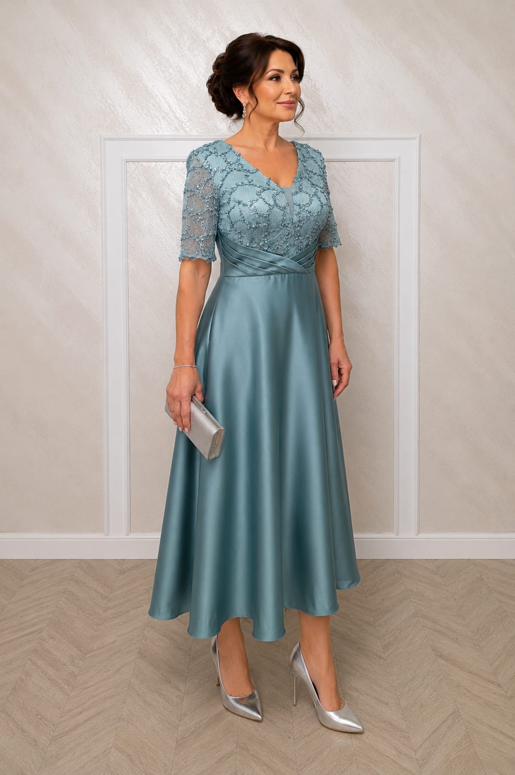 Rochia Luana Midi - Rochie din satin si dantela lungime midi pentru asuri medii si plus size