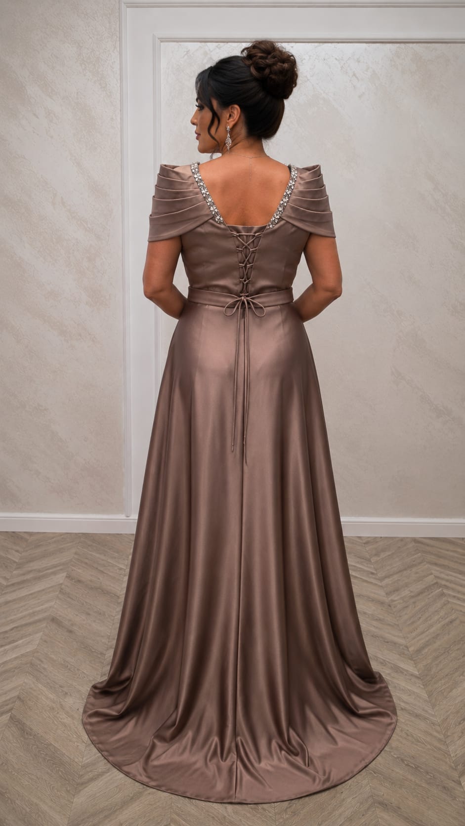 Rochia Lonicera - Rochie lunga simpla din satin cu drapaje peste brate disponibila in 3 nuante