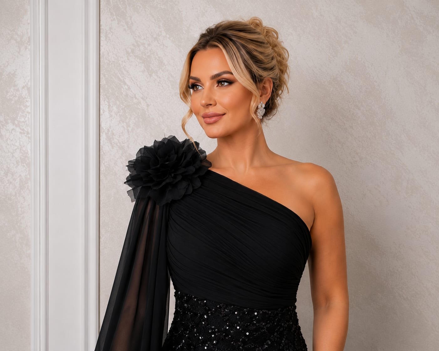 Rochia Elegance - rochie lunga neagra sau verde oliv-auriu couture cu paiete, esarfa si detalii premium. Perfecta pentru evenimente speciale