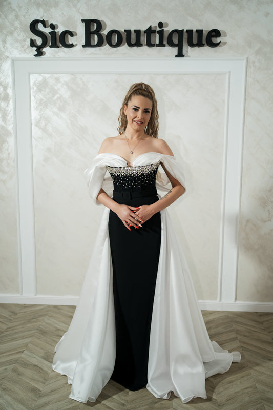 Rochia Rebeca White